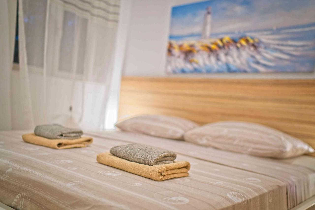 Beach Villa Ema Supetarska Draga Dış mekan fotoğraf