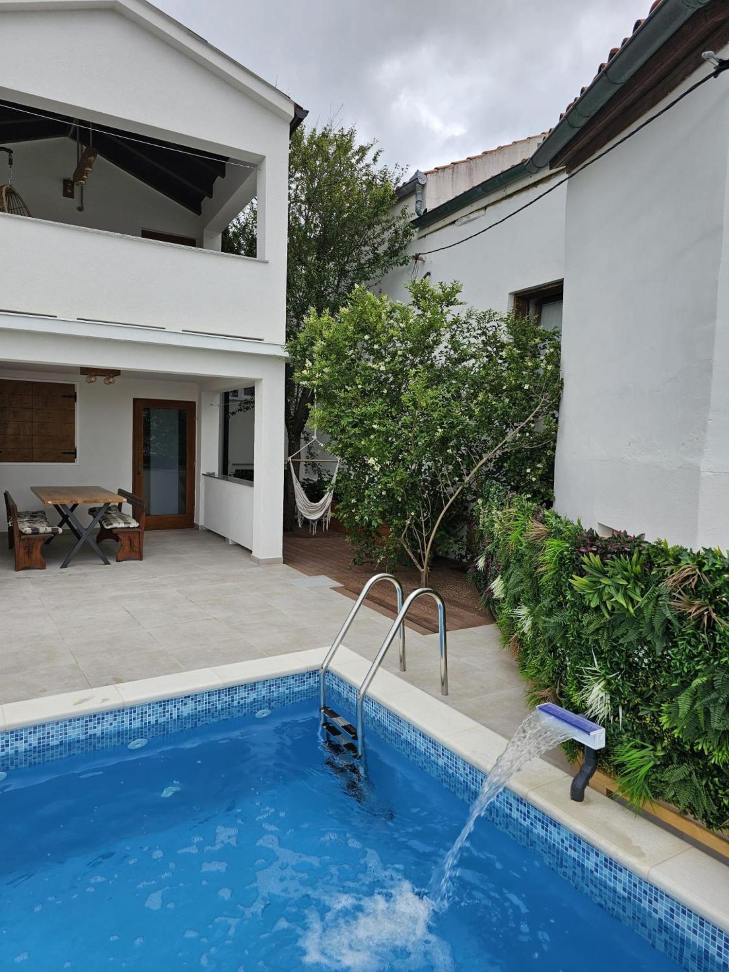 Beach Villa Ema Supetarska Draga Dış mekan fotoğraf